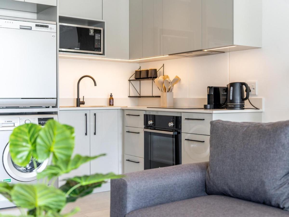 Apartment Luxury At The Alphen Glen *