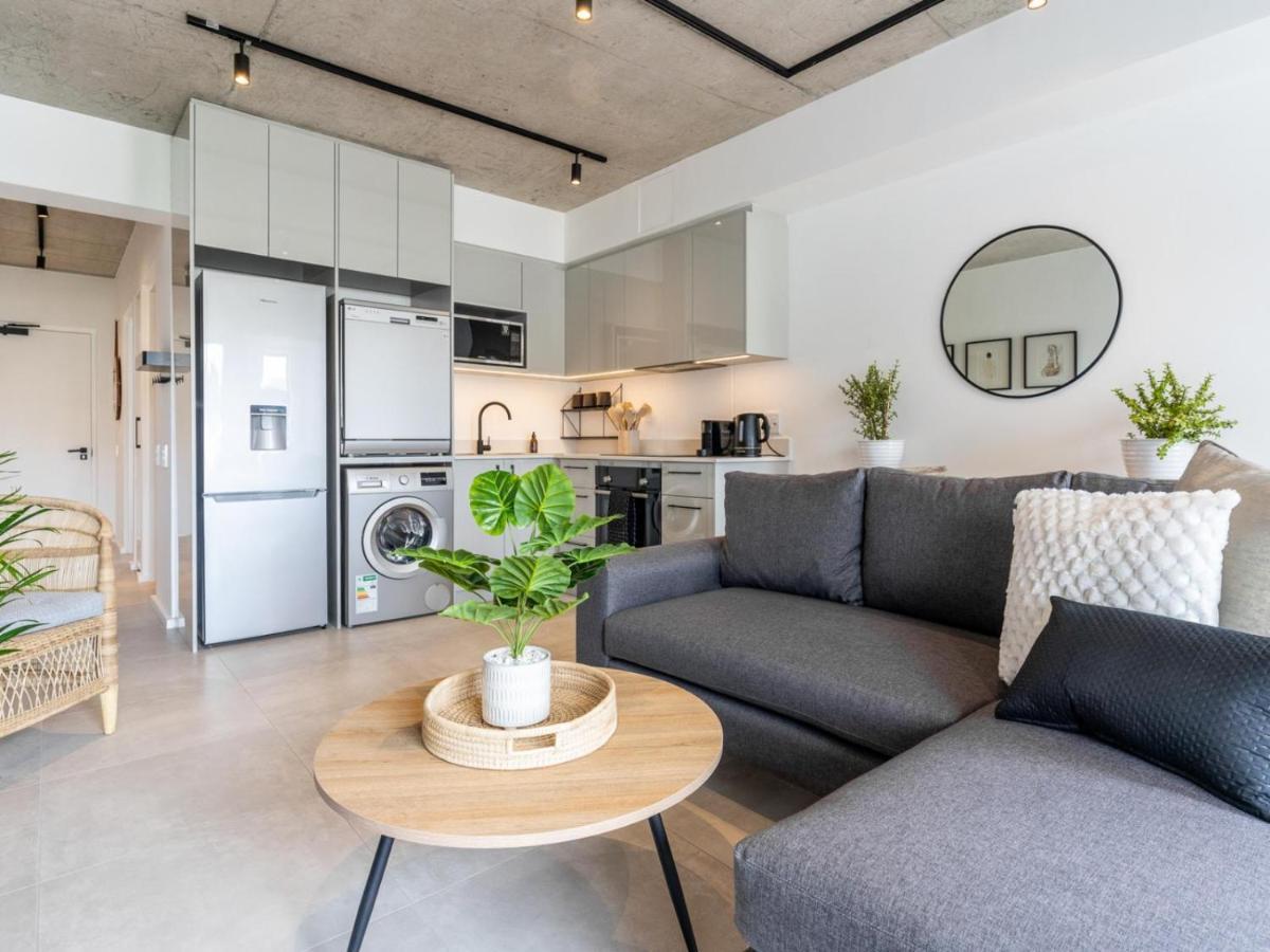 Apartment Luxury At The Alphen Glen *