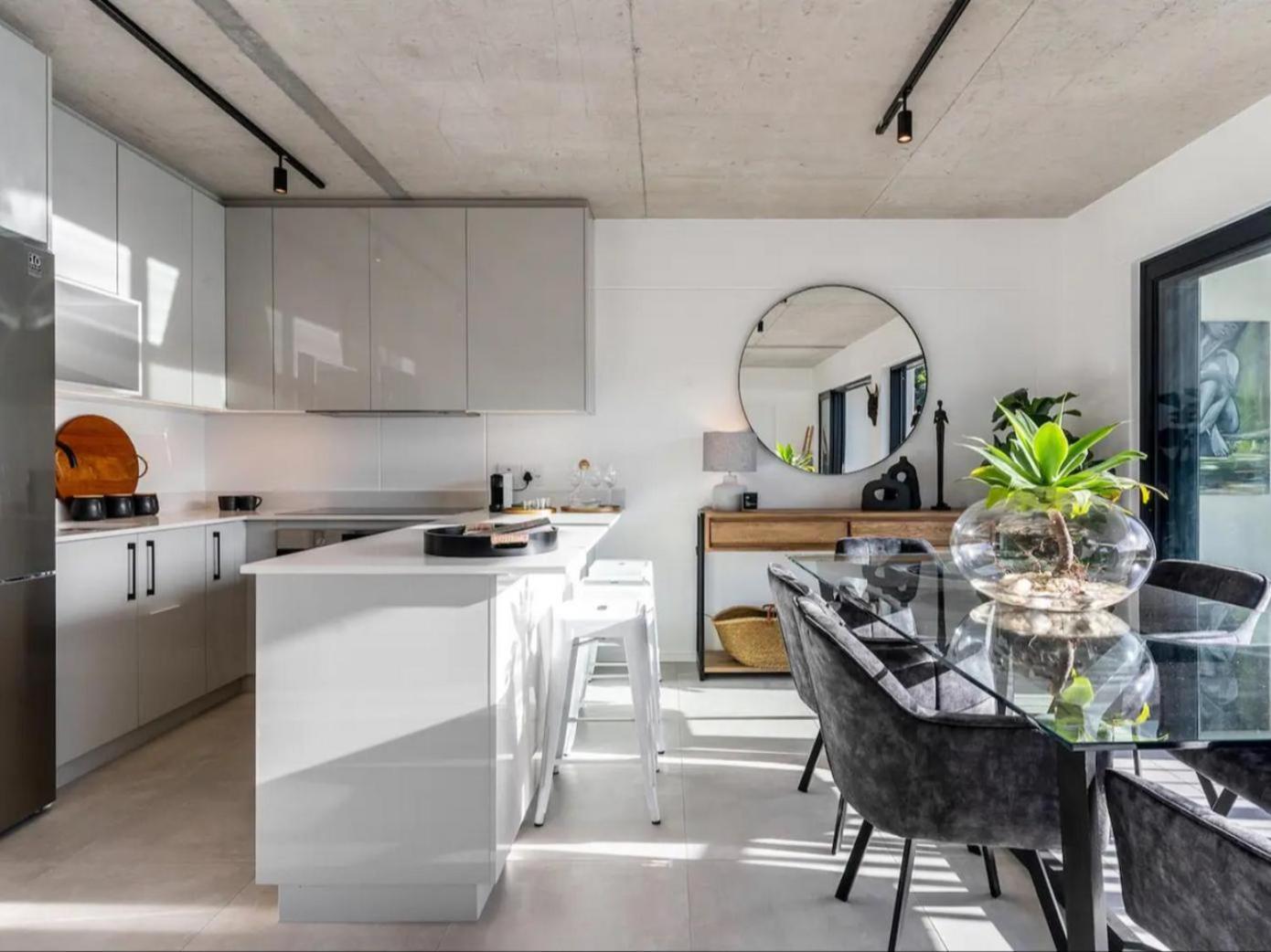 Luxury At The Alphen Glen Cape Town