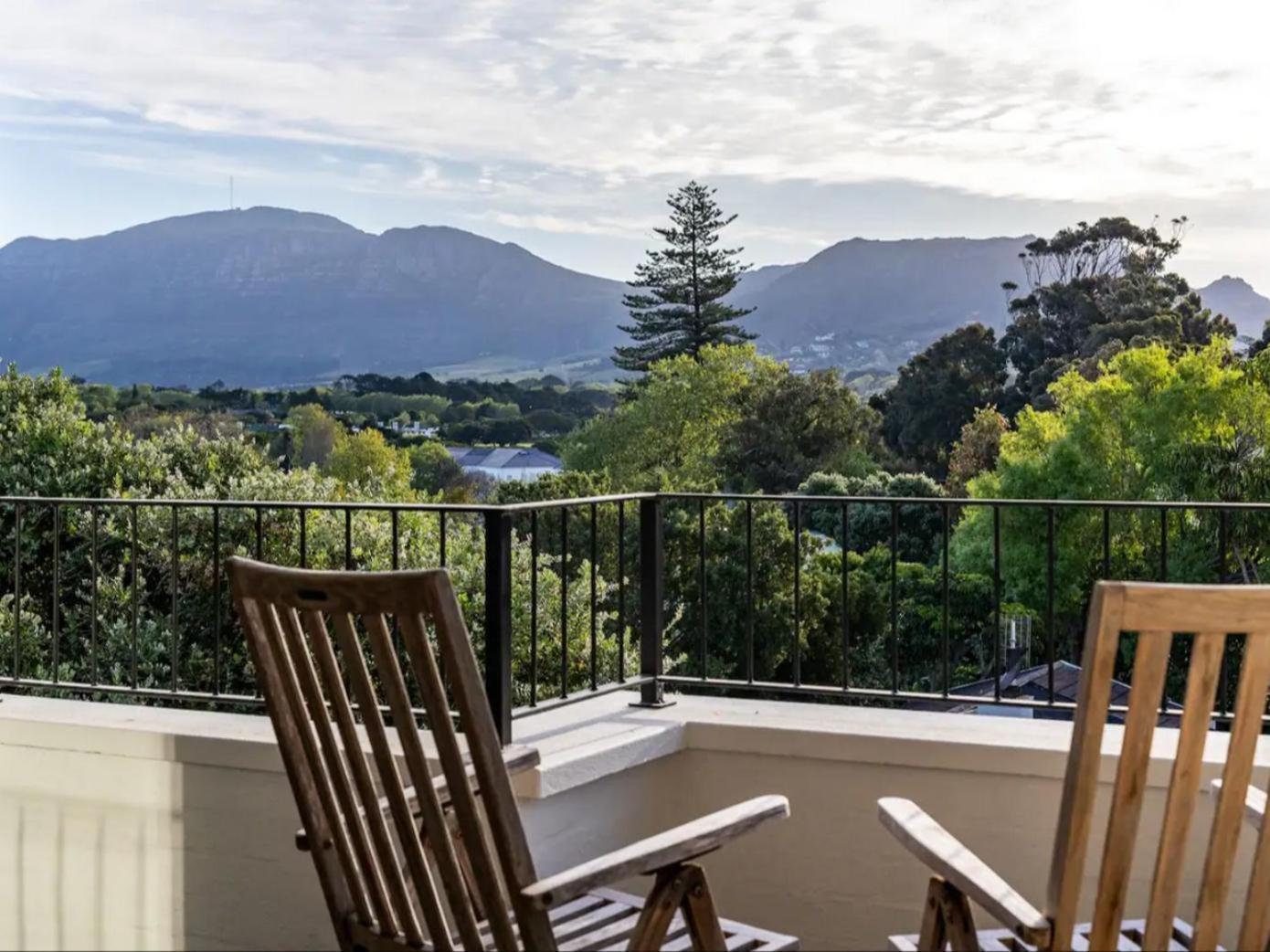 Luxury At The Alphen Glen Apartment Cape Town